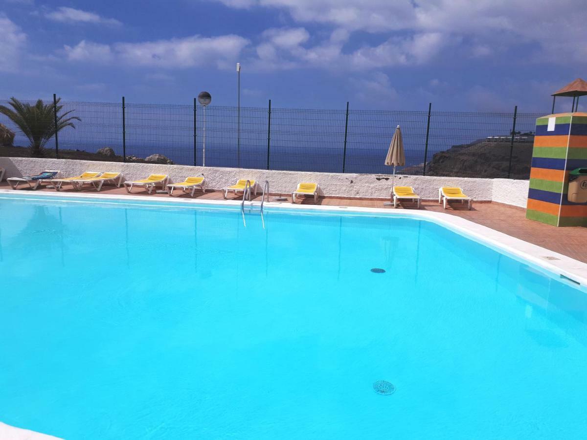 Apt With Terrace Facing Amadores Beach Exterior photo